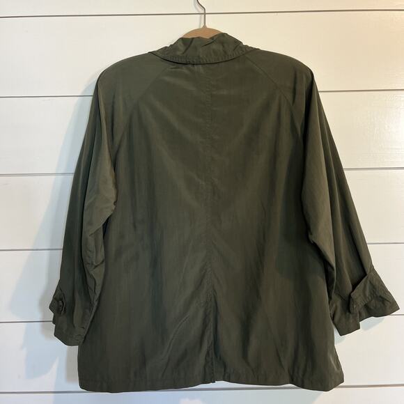 Eddie Bauer Rain Jacket Women’s Hunter Green Lightweight Size Petite Medium - Picture 8 of 9